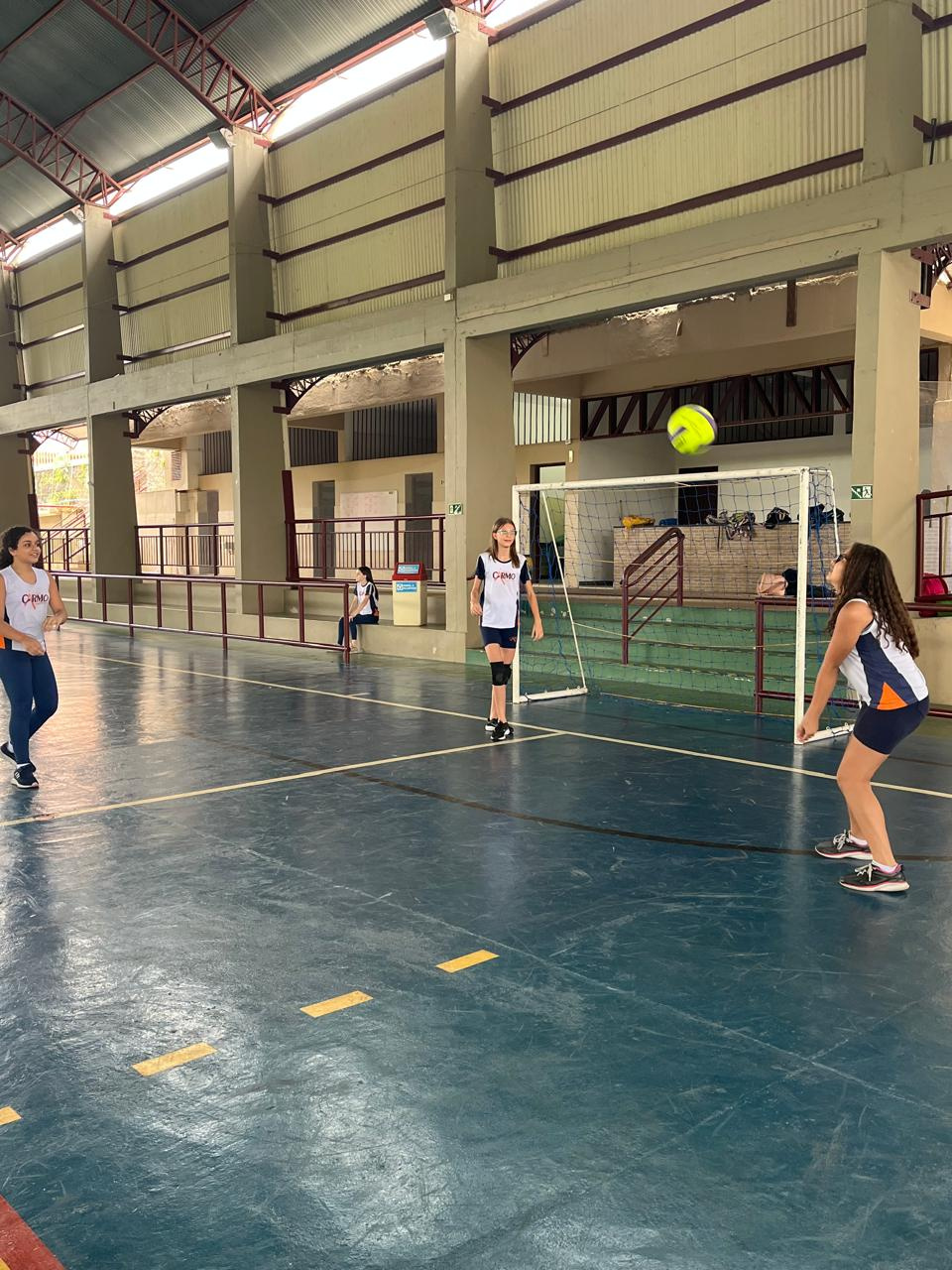 Colégio Carmo · Escolinha de Vôlei Feminino: investindo nos talentos ...