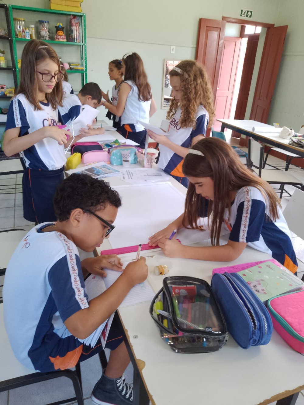 Colégio Carmo · Desenvolvendo a habilidade de trabalhar em grupo no 5º ano